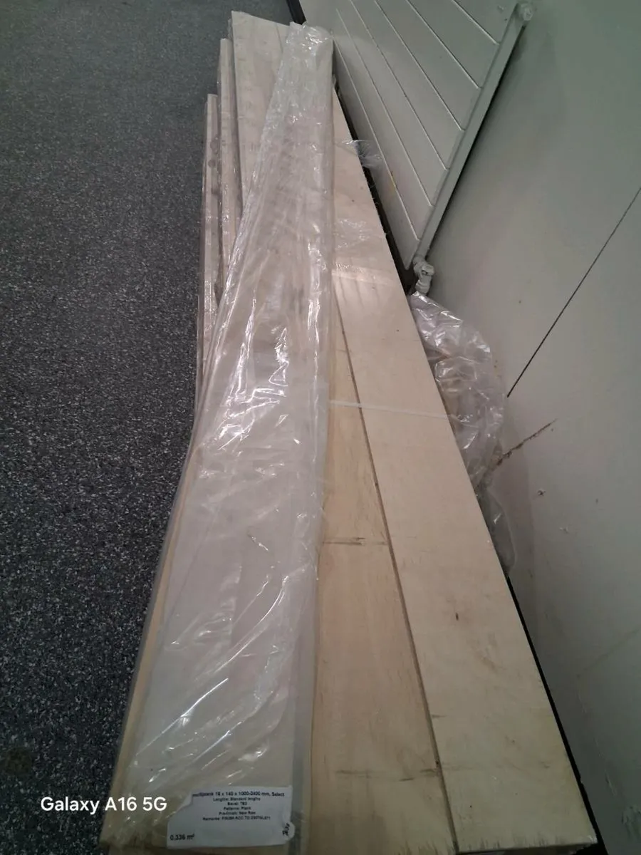 Oak planks - Image 1