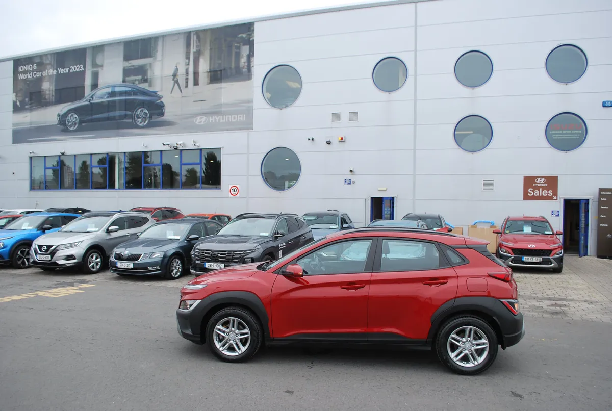 Hyundai KONA 2022 - Image 2