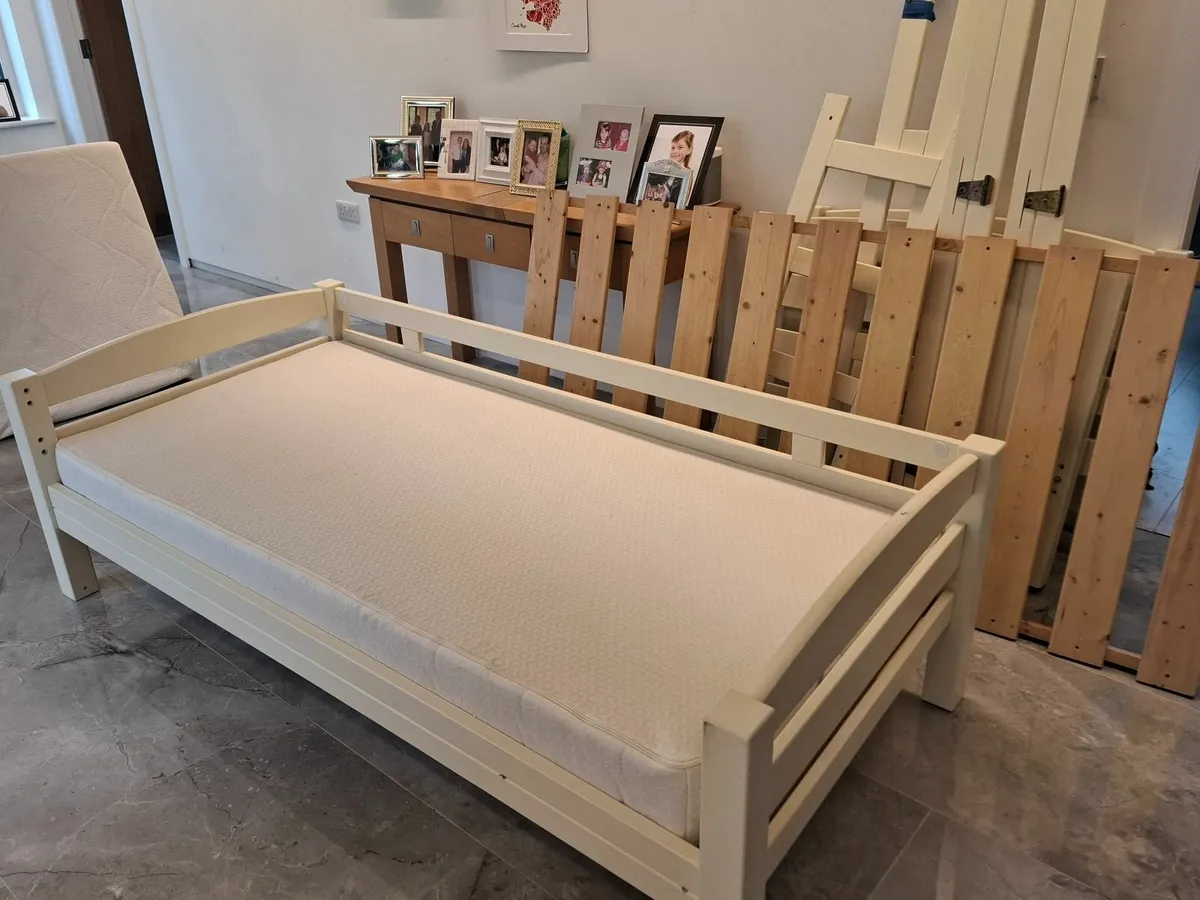 Childrens bunk beds - Image 2