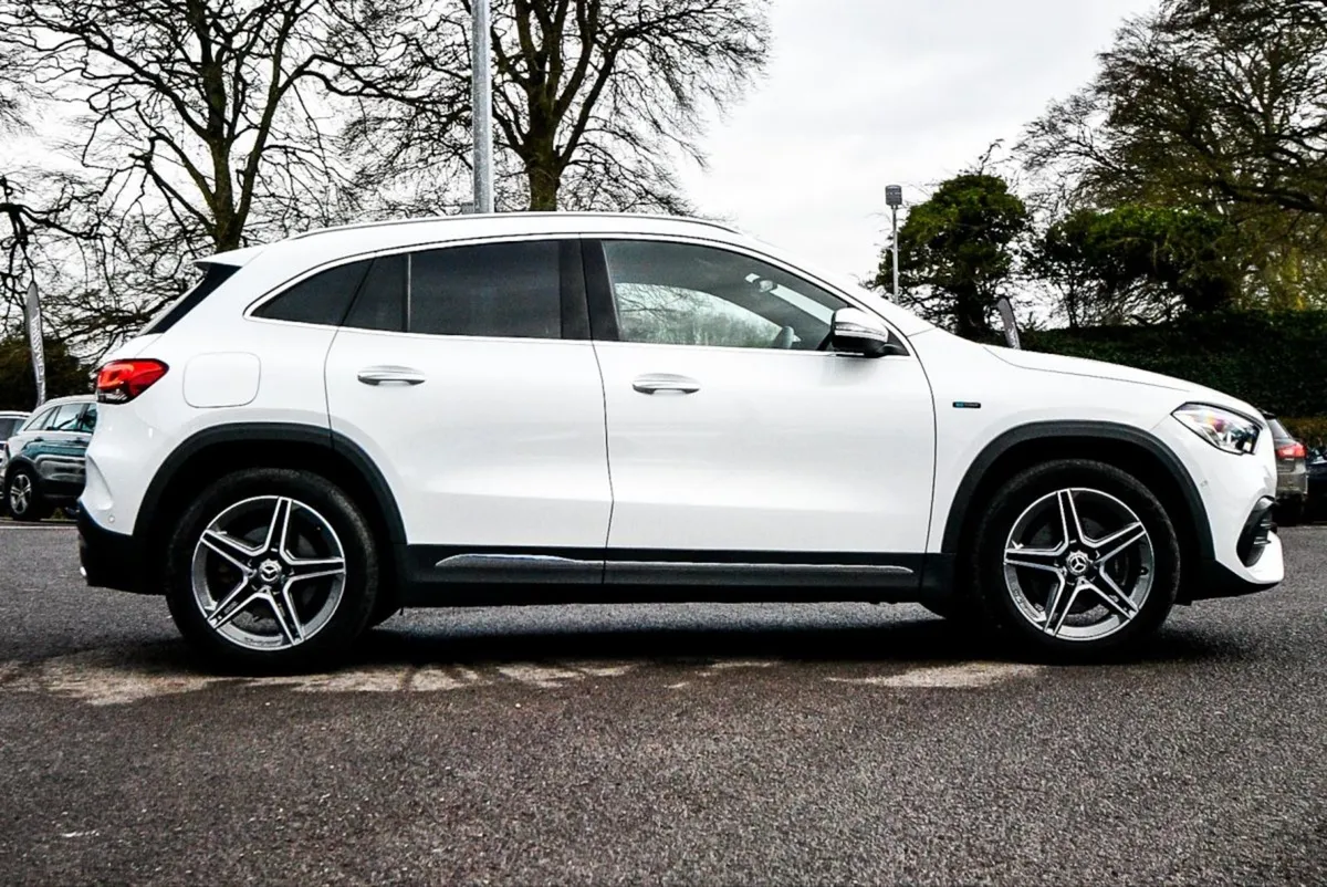 Mercedes-Benz GLA Class 250e AMG Executive 215bhp - Image 3