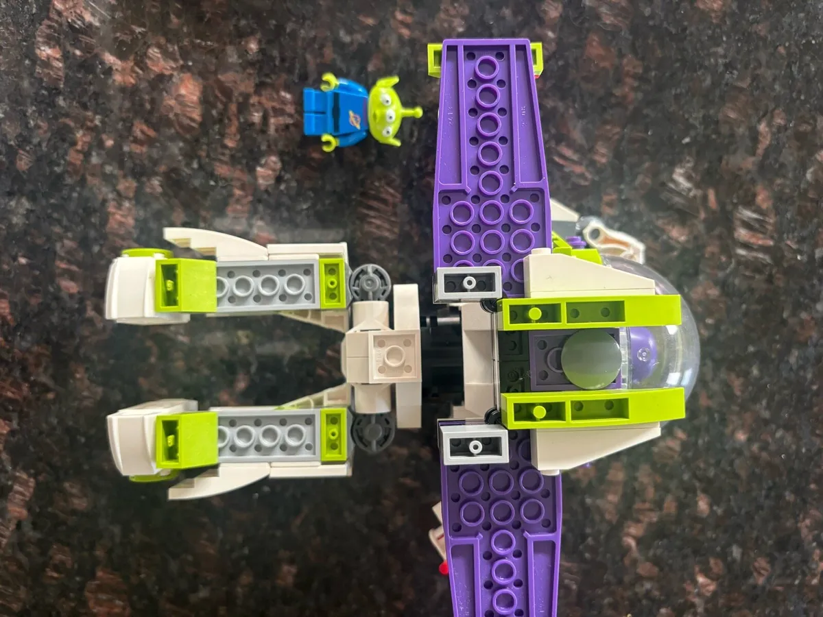Lego Buzz Lightyear 7592 - Image 4