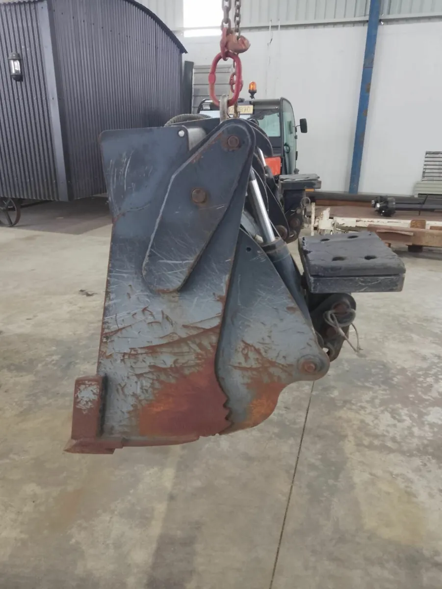 JCB 4 in 1 Bucket - Image 3