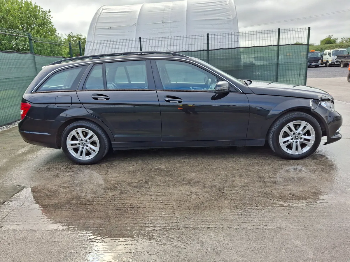2012 Mercedes C-Class 2.2 Diesel - Image 3