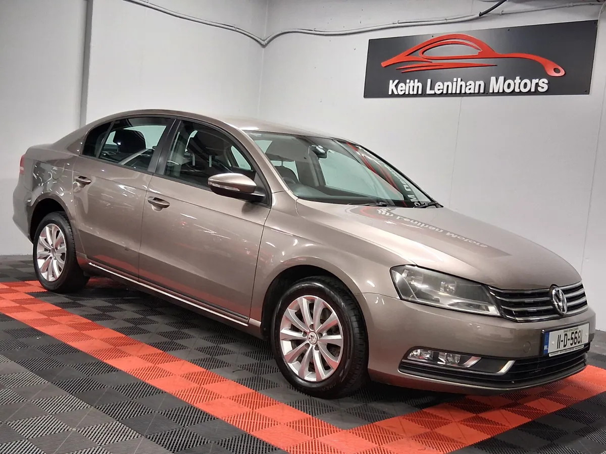 2011 Volkswagen Passat **NEW TIMING BELT ** - Image 3