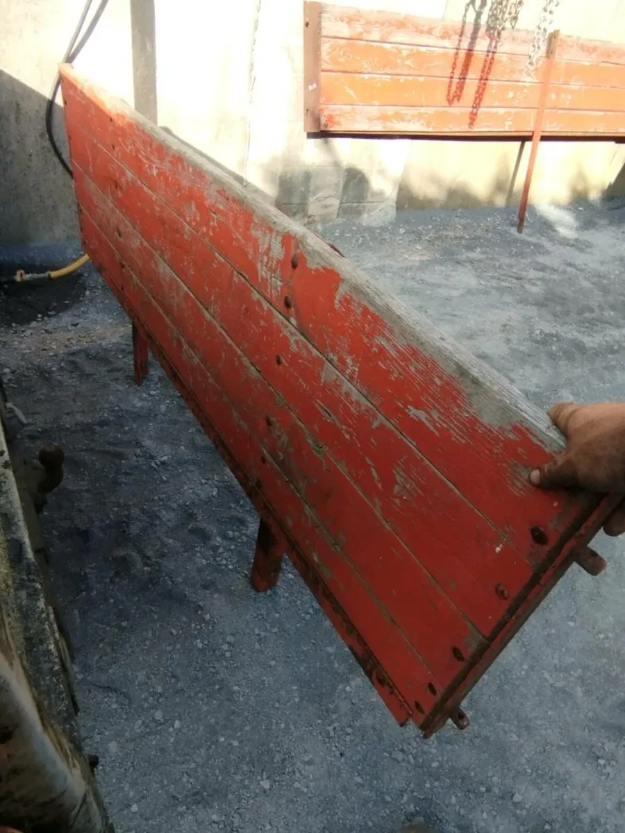 Lee Trailer sides - Image 2