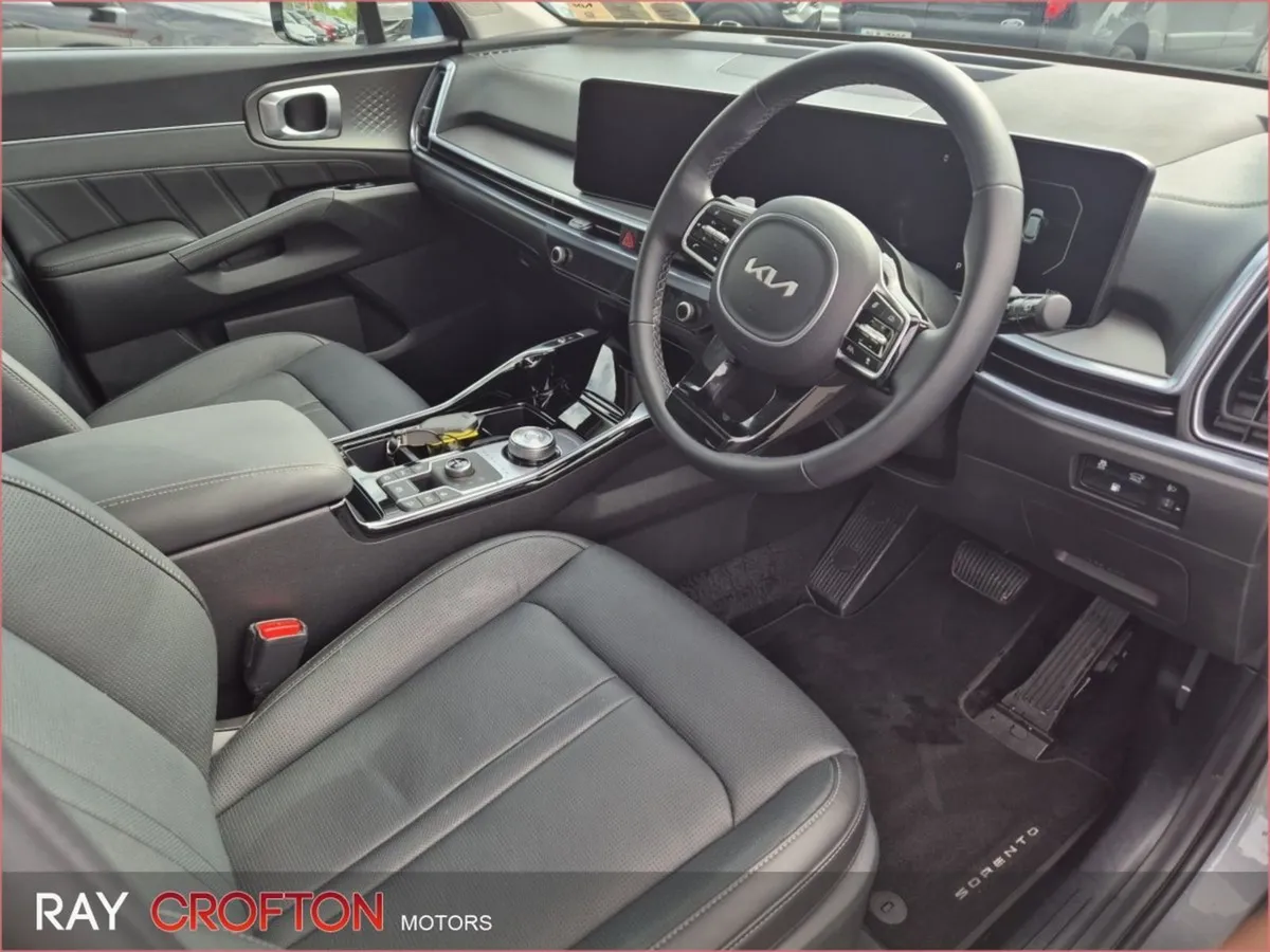 Kia Sorento 1.6 Phev SEM - Image 2