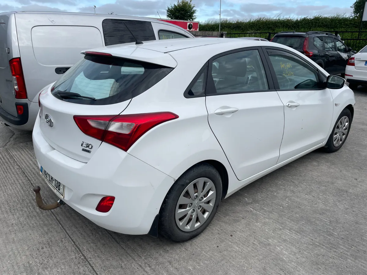 2016 Hyundai i30 - Image 3