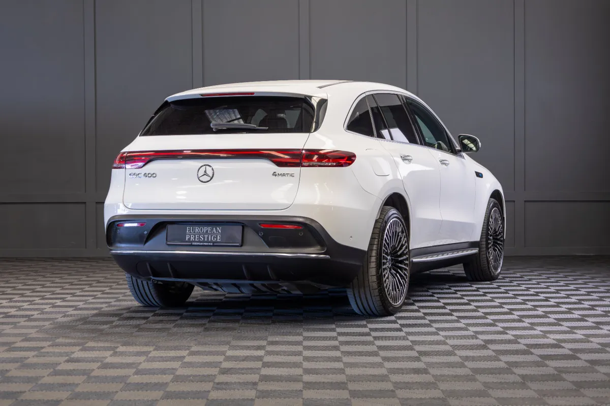 212 Mercedes-Benz EQC 400 AMG Line Premium 4Matic - Image 3