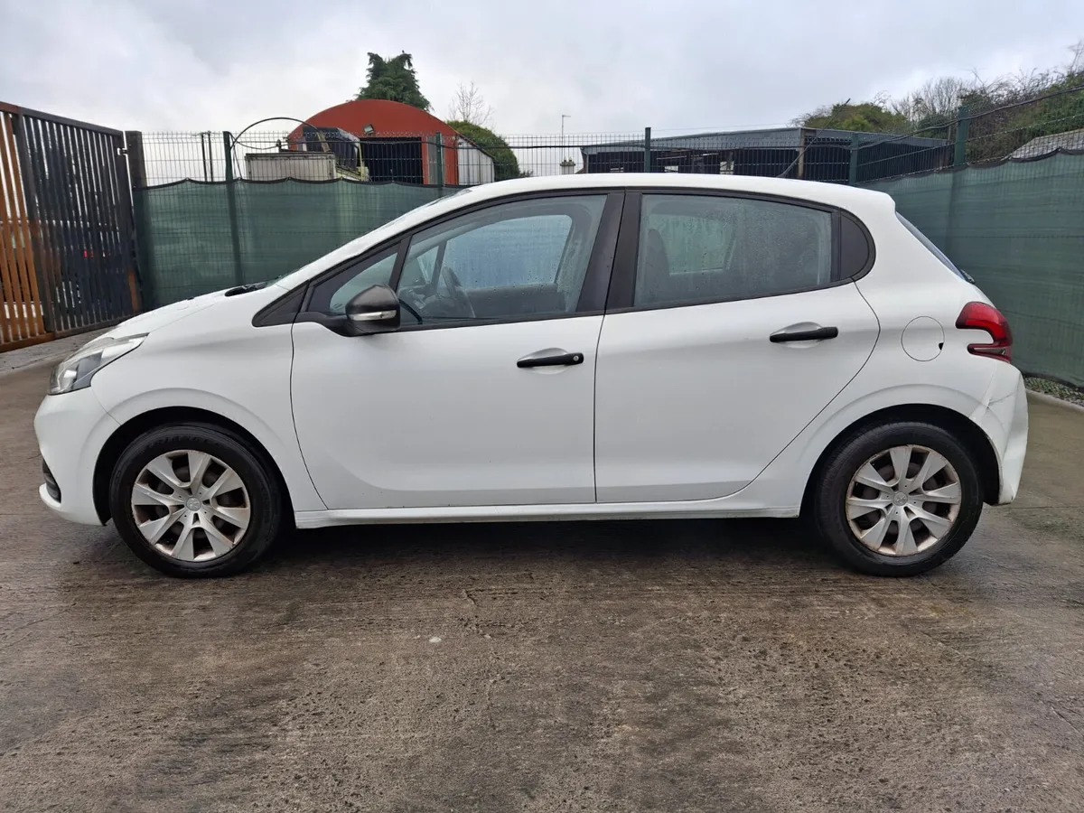 2016 Peugeot 208 1.0L Petrol Drive home - Image 4