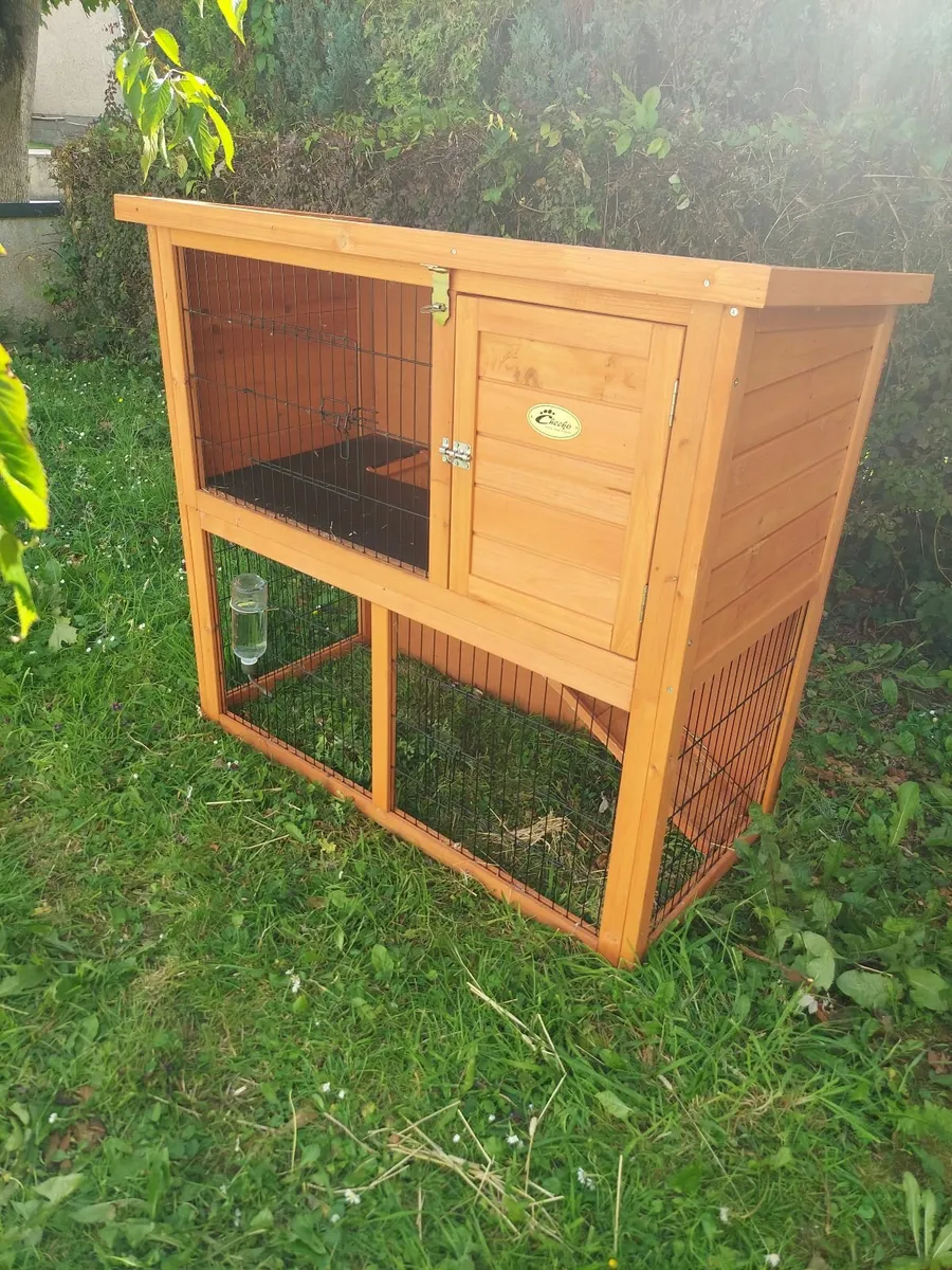 Rabbit hutch - Image 2