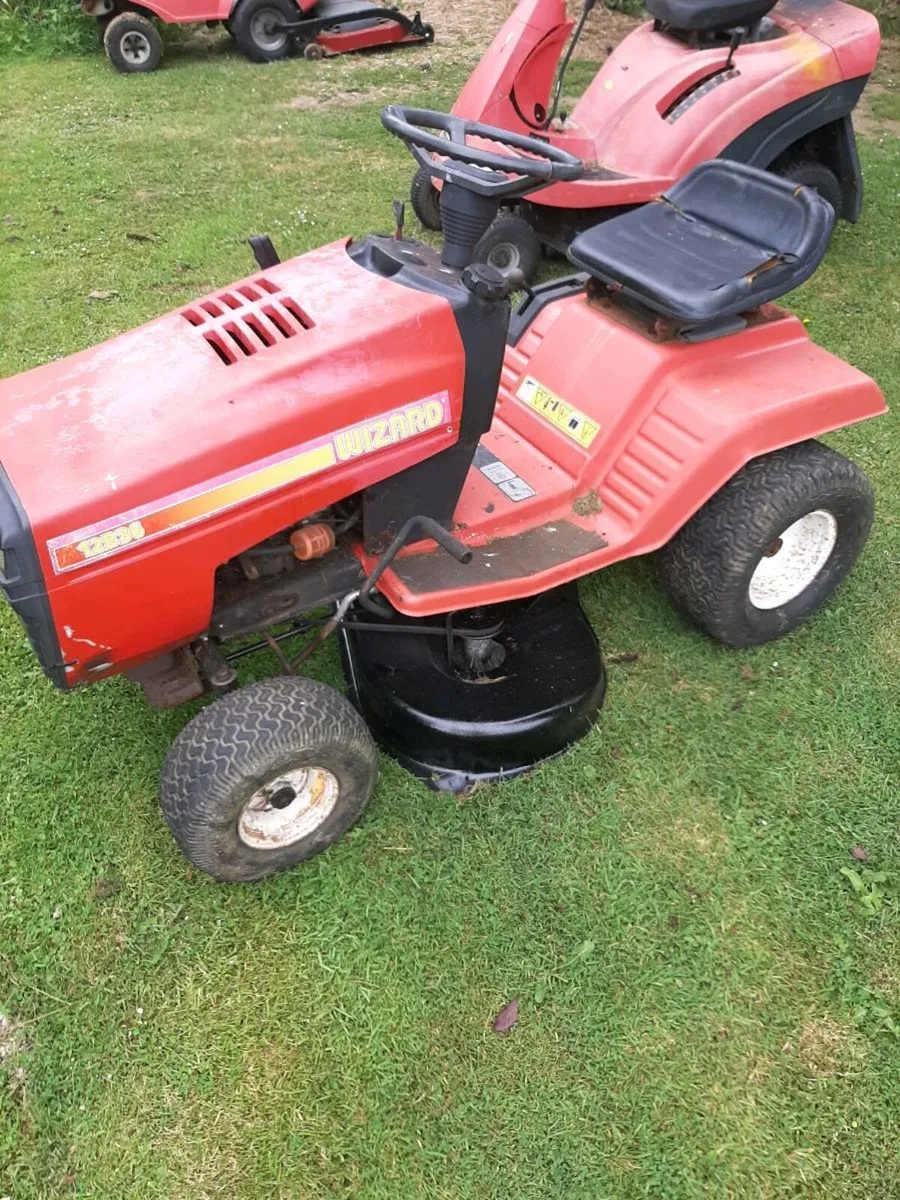 Ride on mower - Image 1