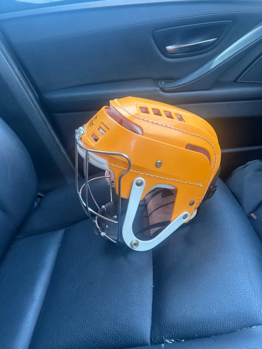 Cooper FreeFormer Helmet Yellow - Image 2