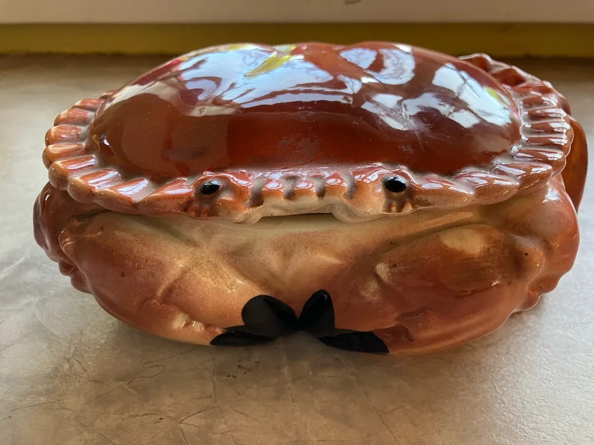 Michael Caugant pottery crab lobster decorative - Image 2