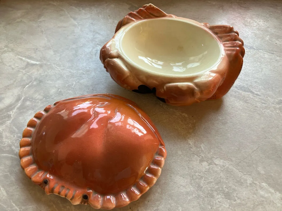 Michael Caugant pottery crab lobster decorative - Image 4