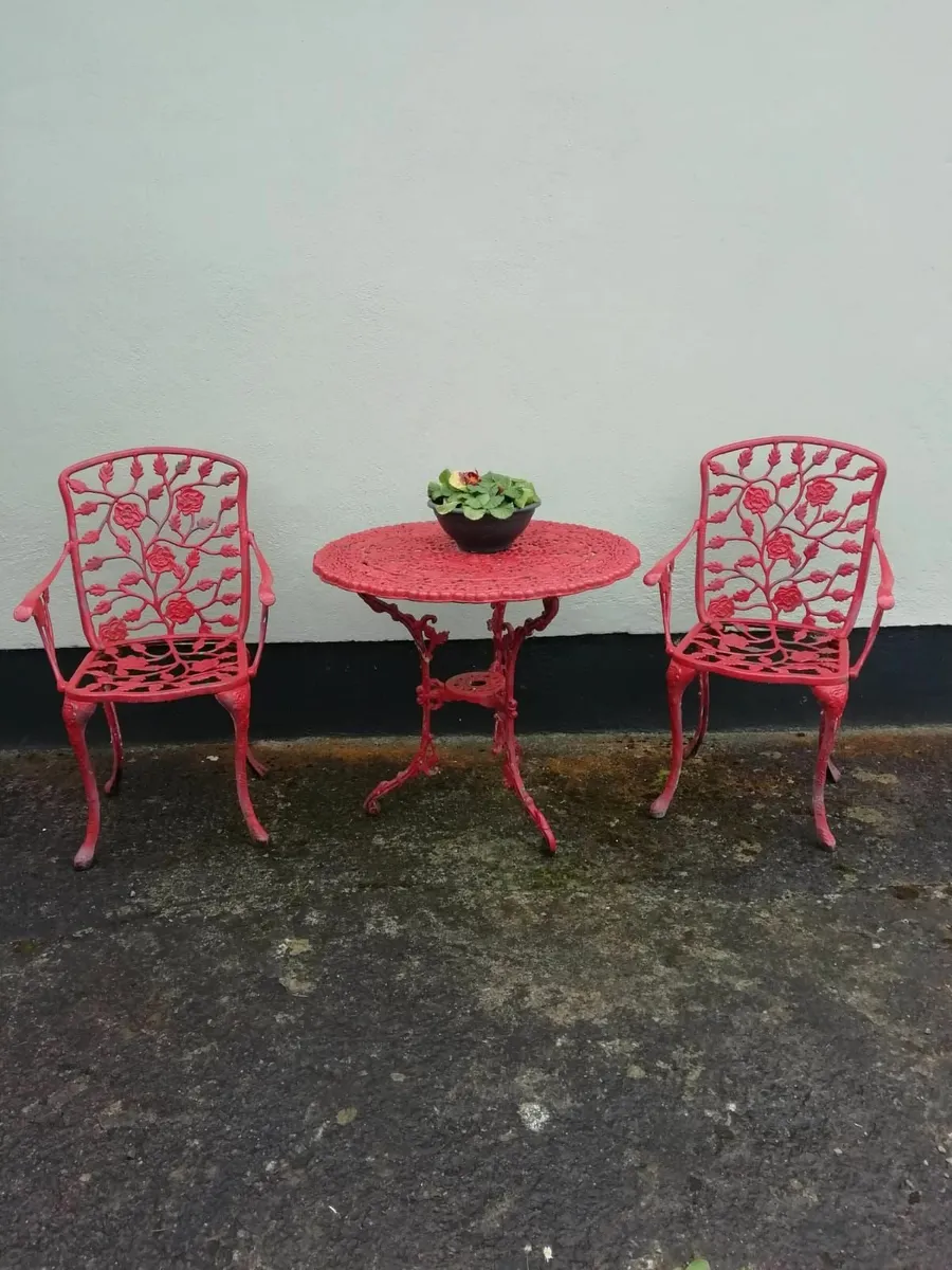 Red cast iron bistroset - Image 1