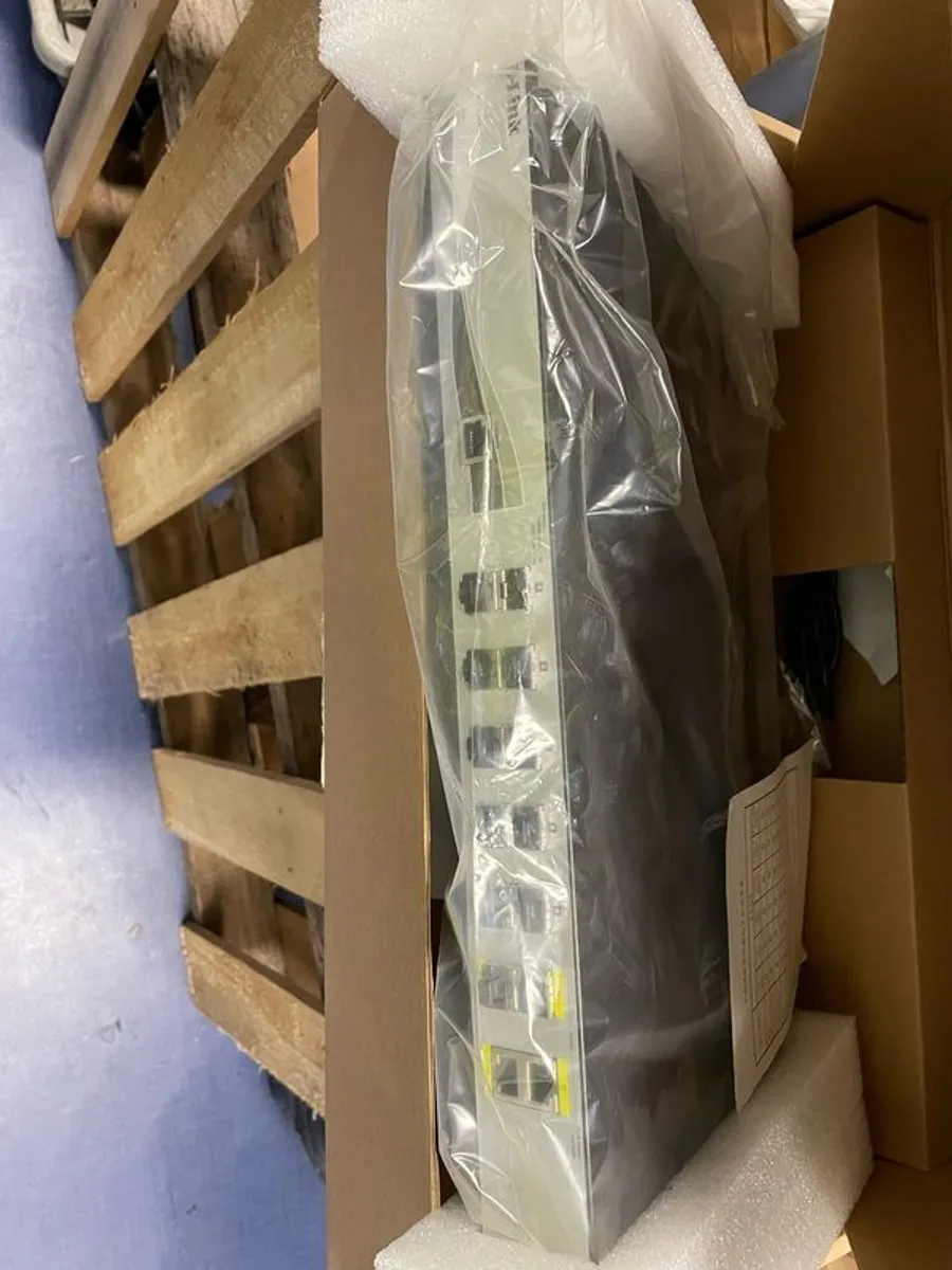 DLINK 10 Gigabit Smart Managed Fiber Switch DXS-1210-12SC - Image 3