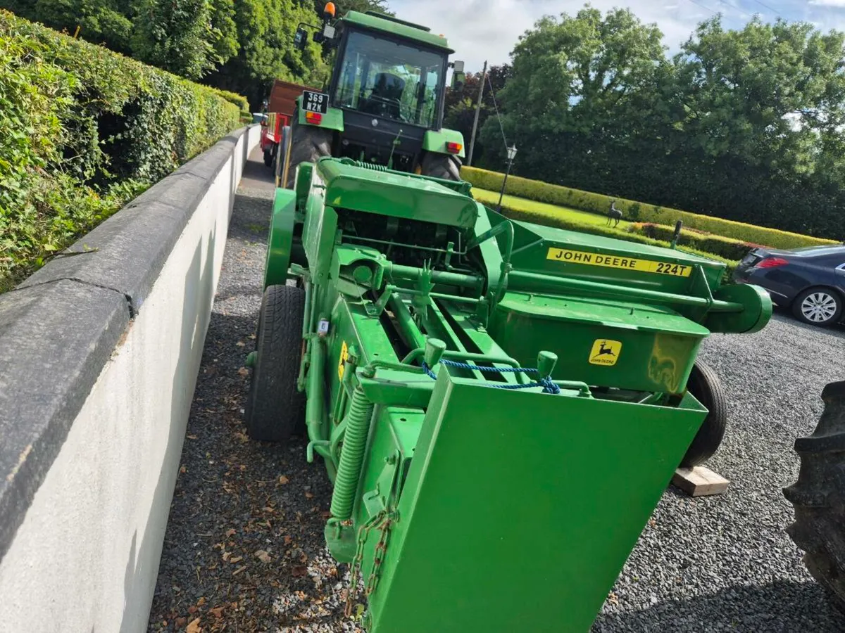 Square Baler - Image 3