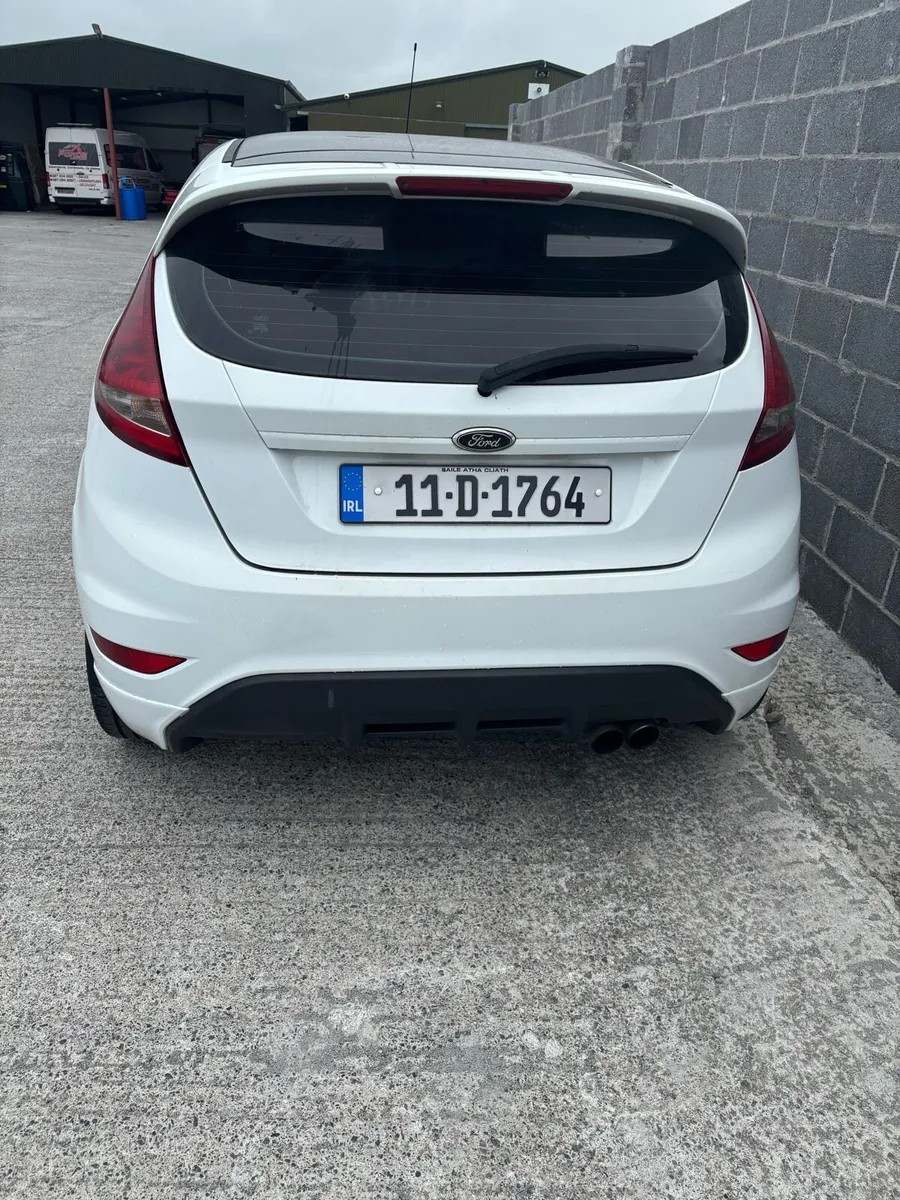 2011 ford fiesta 1.6 petrol for sale - Image 3
