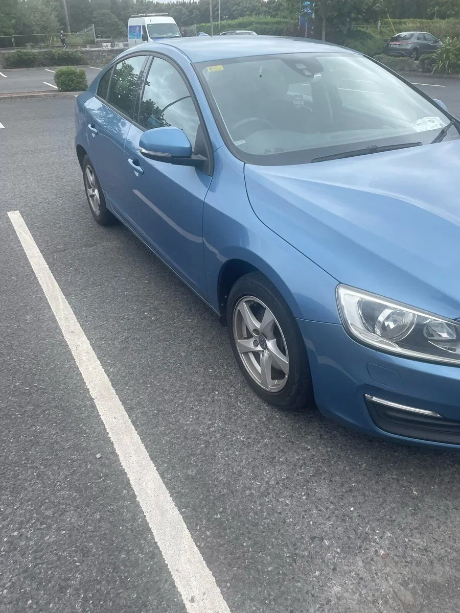 Volvo S60 2016 D3 - Image 2