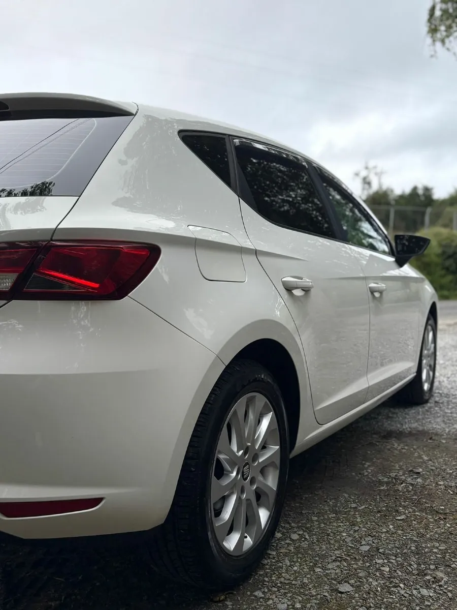 SEAT Leon 2013 1.6 TDI AUTOMATIC - Image 4