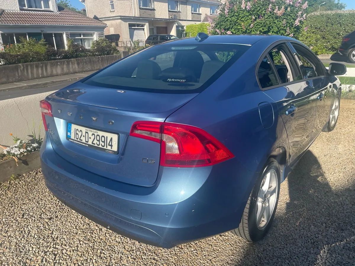 Volvo S60 2016 D3 - Image 4