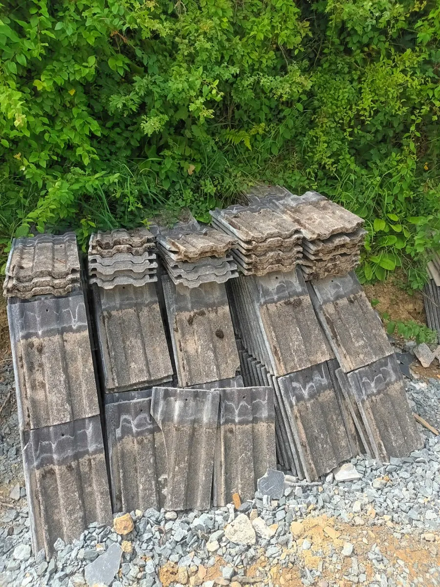Roof tile