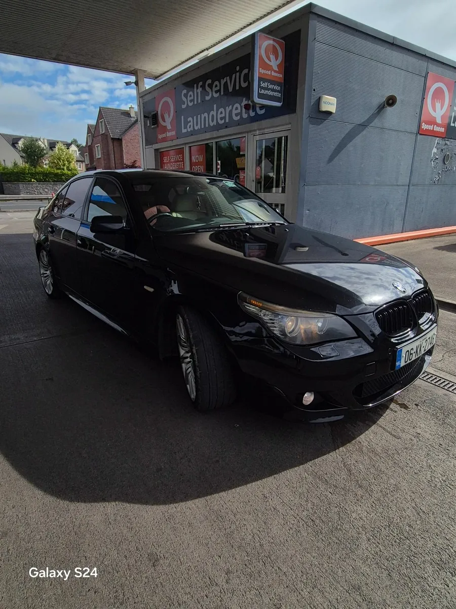 BMW 5-Series 2006 - Image 1
