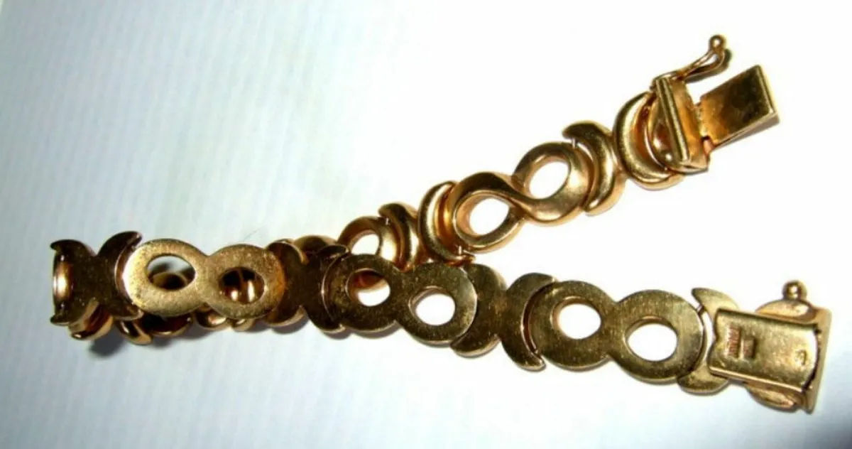 Vintage 9ct Gold Hallmarked Italian Bracelet - Image 2