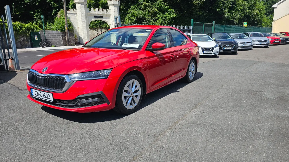 Skoda Octavia 2022 1.0 TSI - Image 2