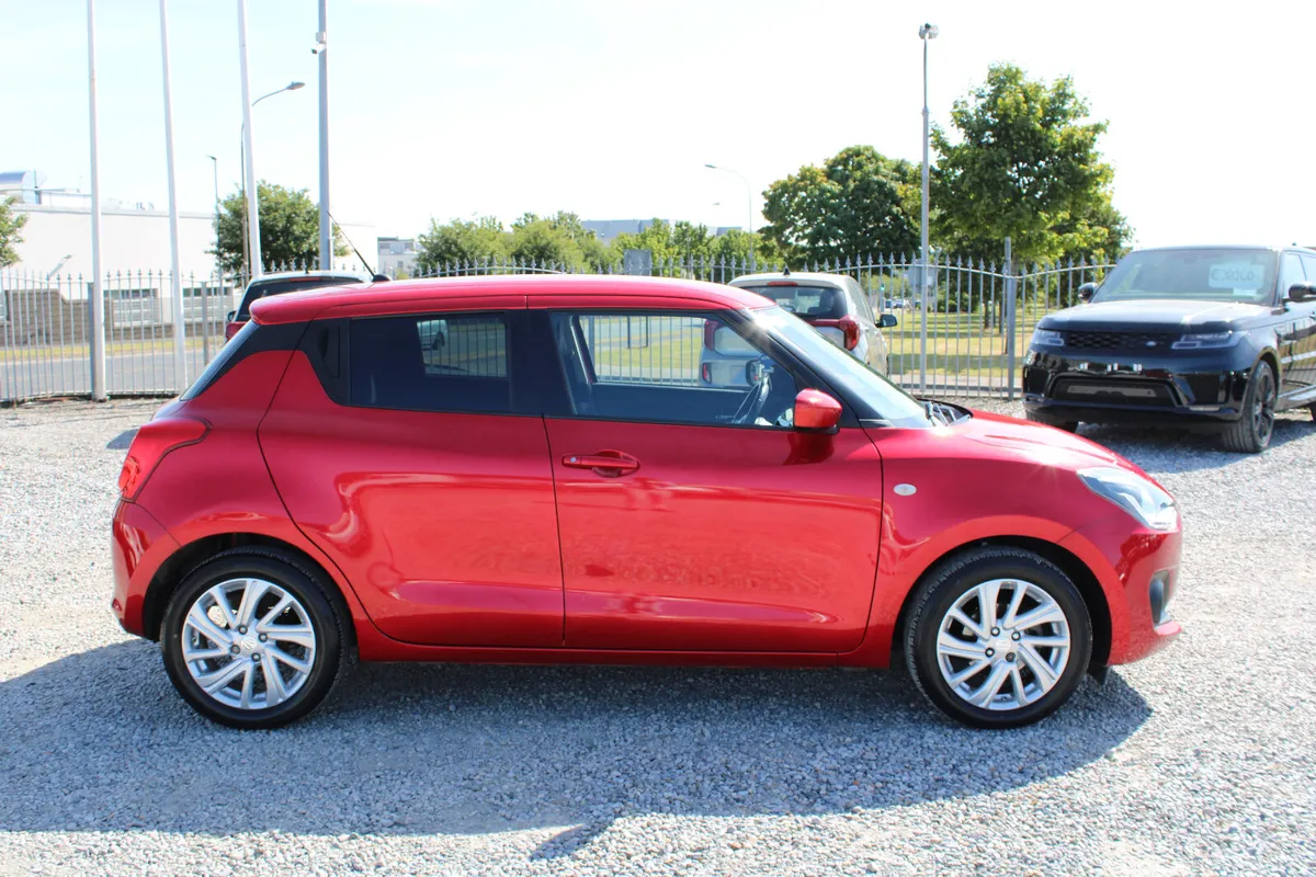 Suzuki Swift 1.2 Auto SZ-T - Image 2