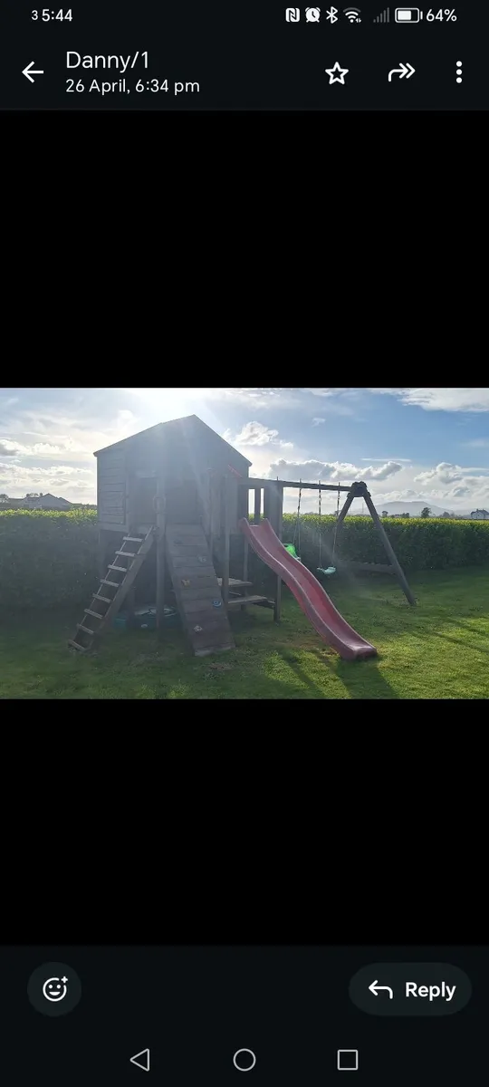 Tree House with swing set - Image 2
