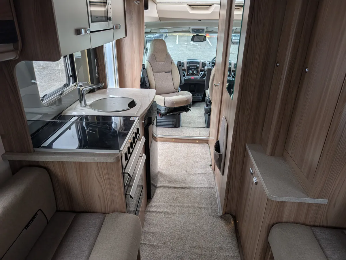 Automatic Motorhome with Large Rear Lounge - Image 3