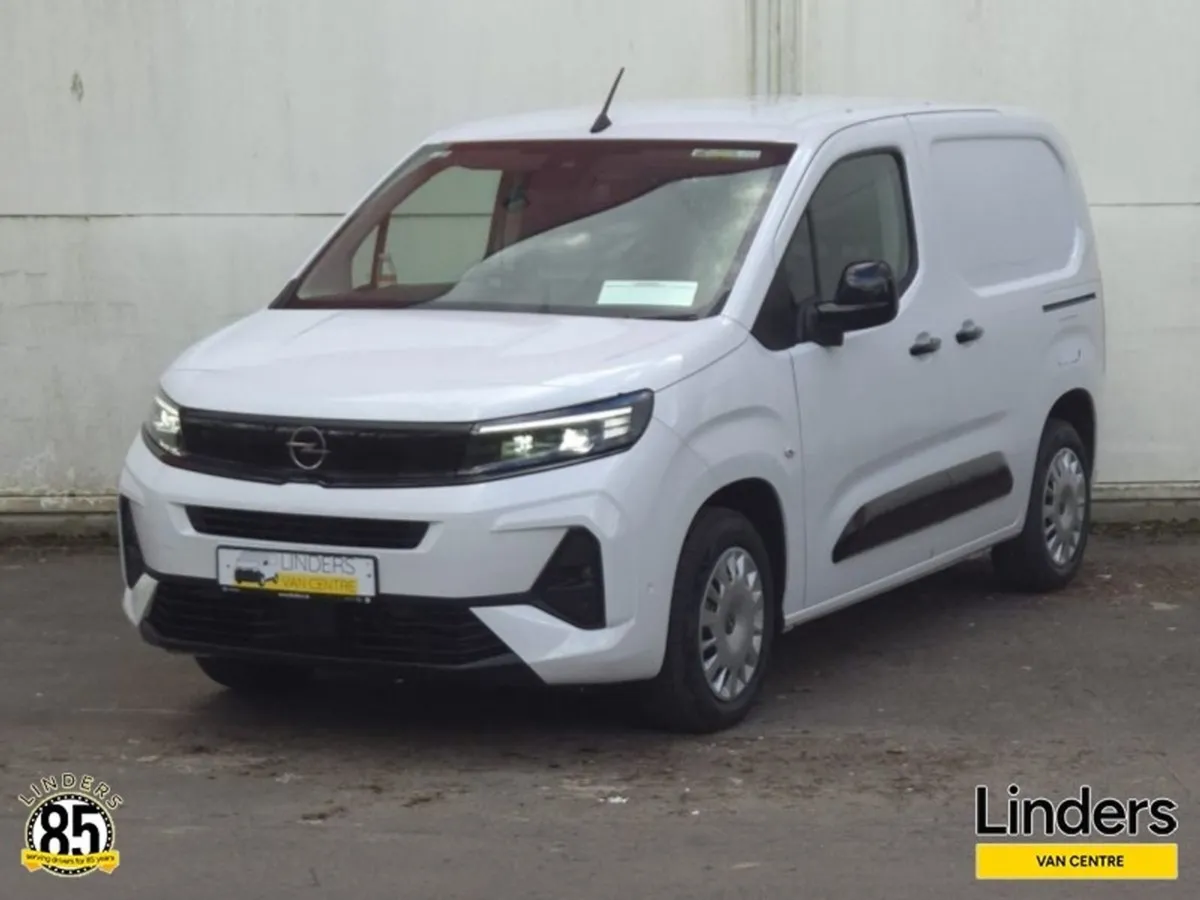 Opel Combo MWB Sportive 252 0kms Demo - Image 2
