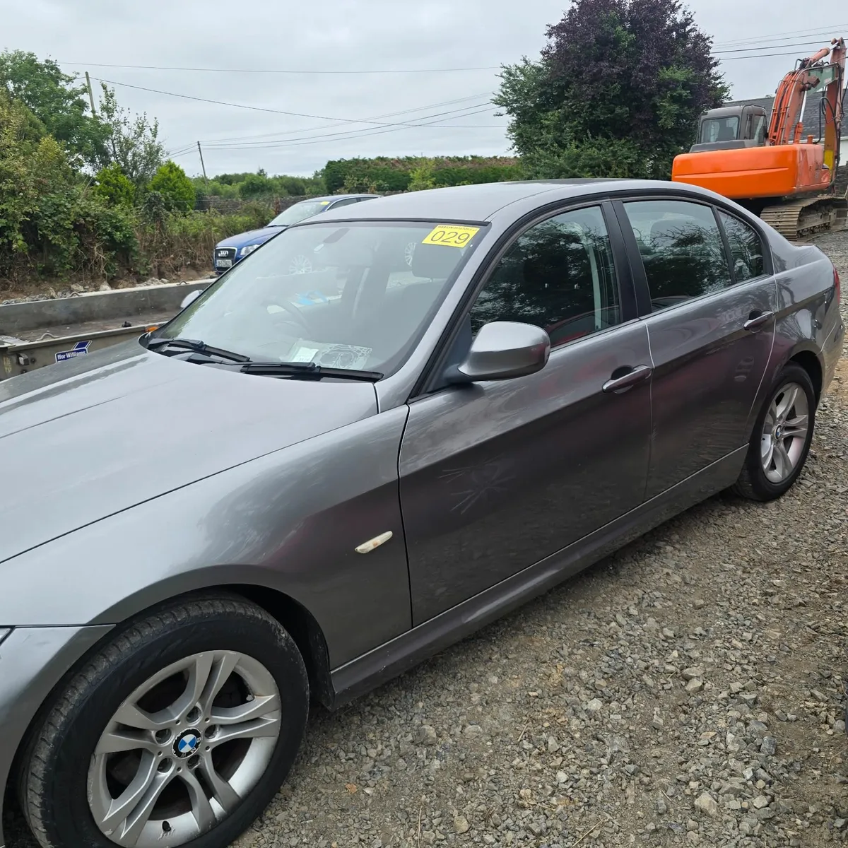 BMW 3-Series 2011 - Image 4
