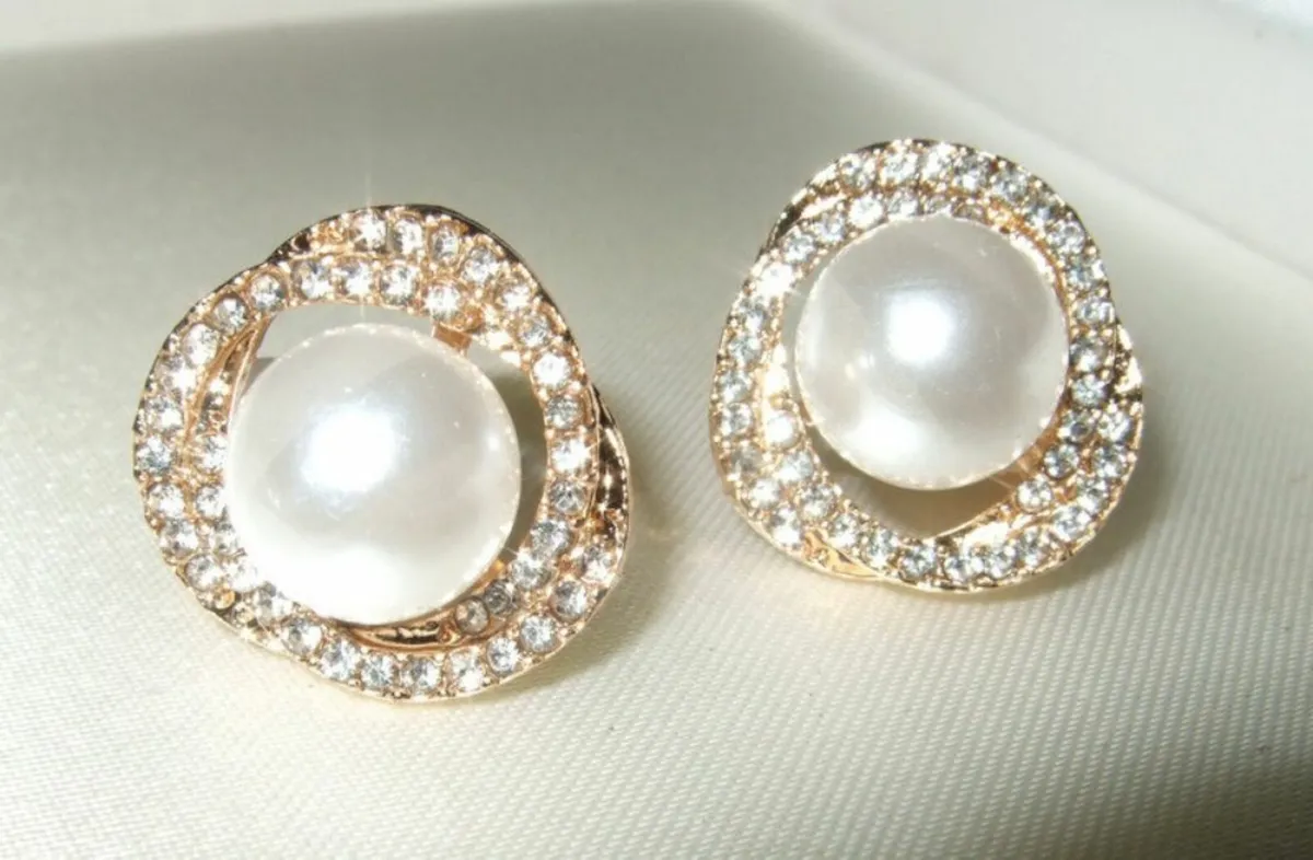 Harrods Ex-Display Clip-On Earrings - Image 3