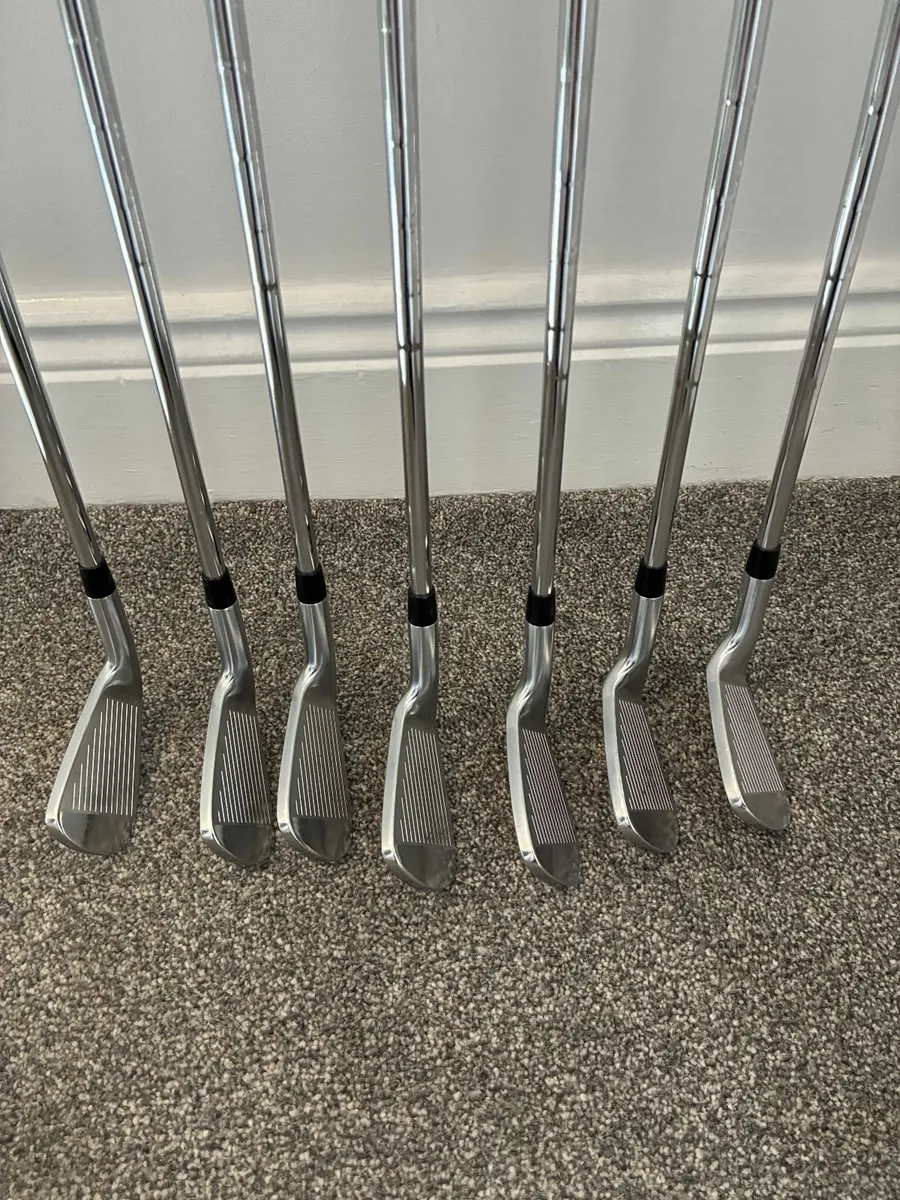 Golf Clubs - Image 1
