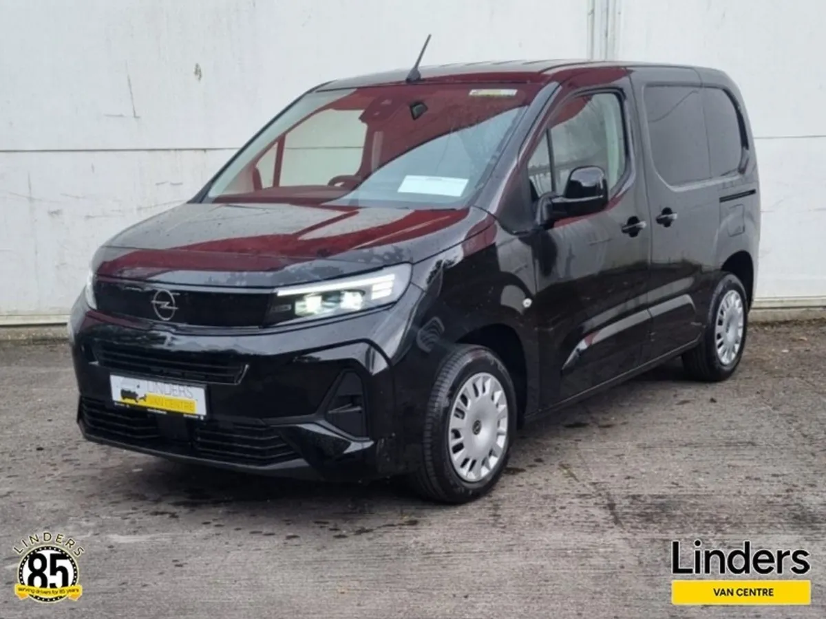 Opel Combo MWB Sportive 252 0kms Demo - Image 2