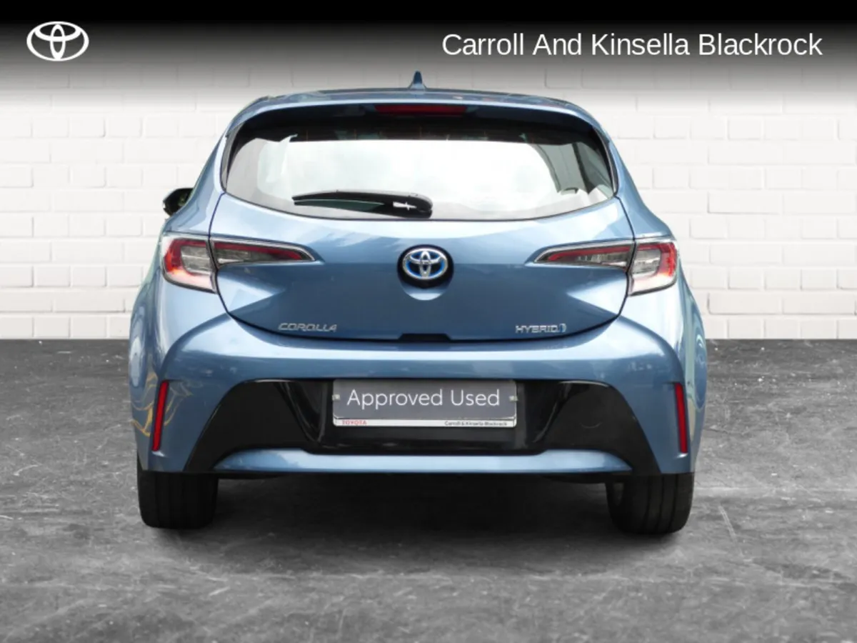 Toyota Corolla Hybrid Luna HB - Image 4