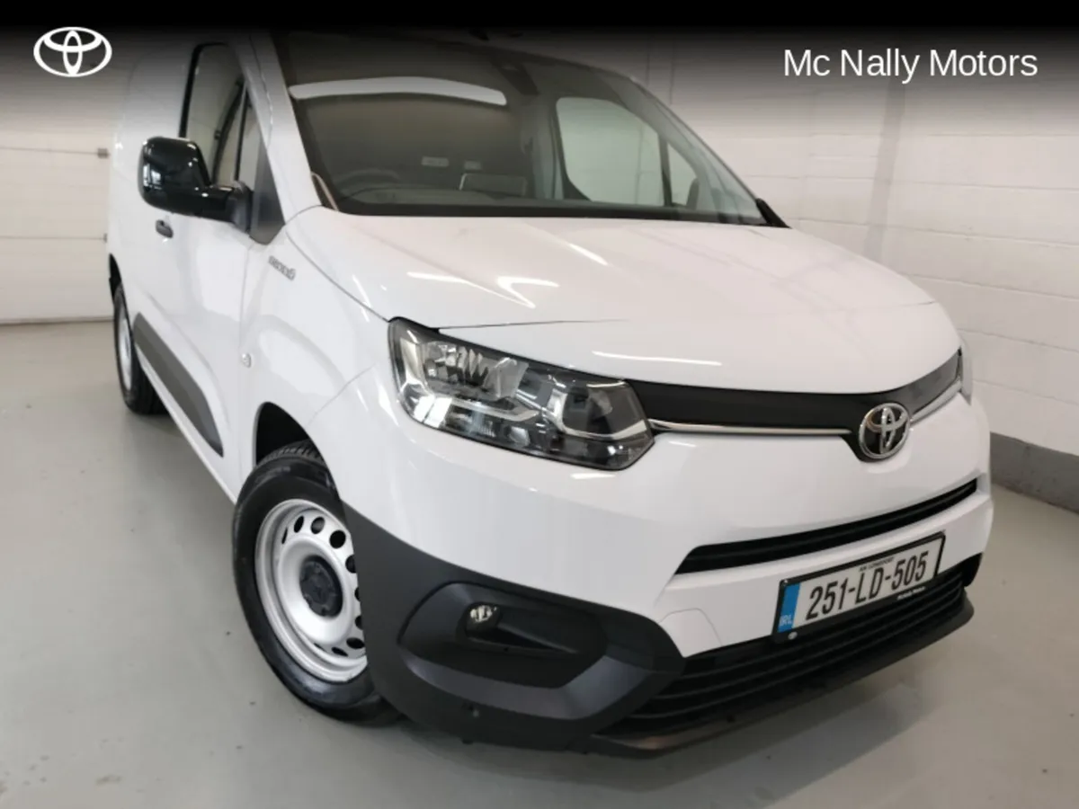 Toyota Proace City CITY EV GX SWB 3DR AUTO - Image 1