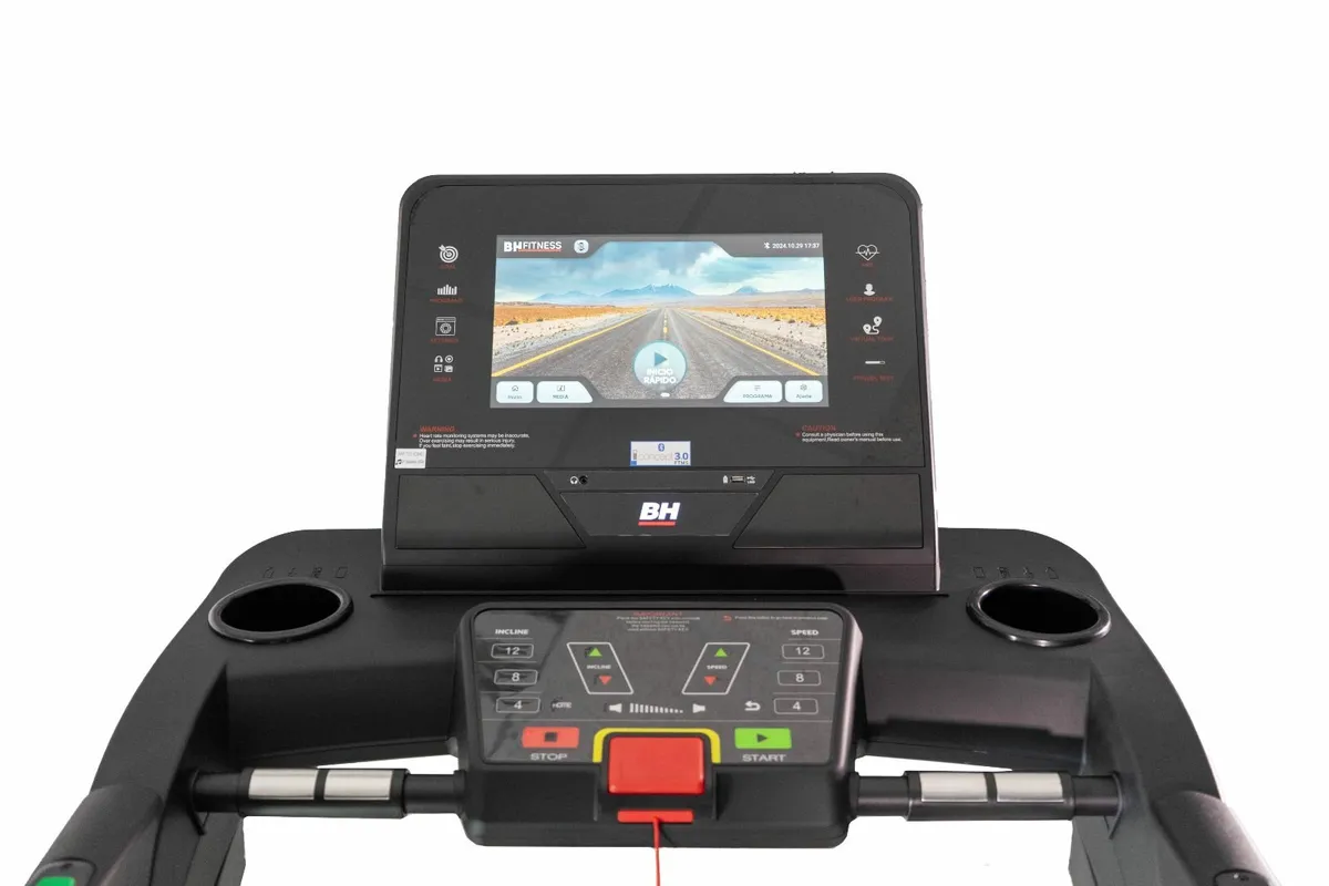 BH Fitness: RS2000 Multimedia Treadmill - Image 2