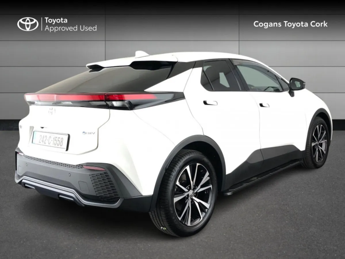 Toyota C-HR 1.8 - Image 2