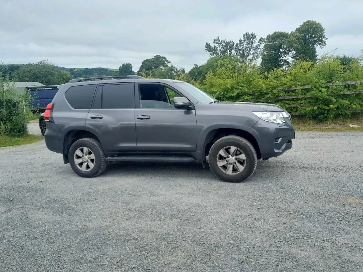 Toyota landcruiser - Image 3