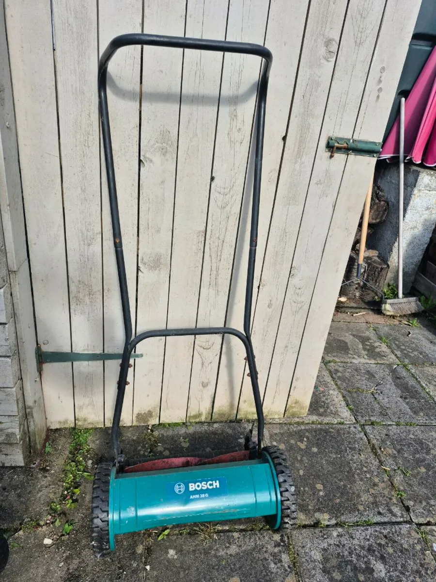 Lawnmower