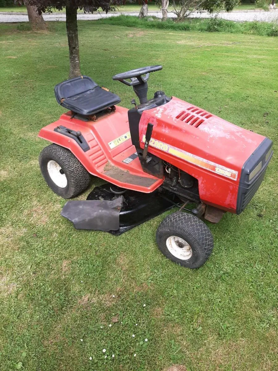 Ride on mower - Image 3
