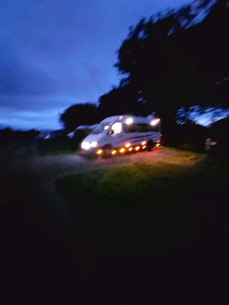 Camper - Image 4