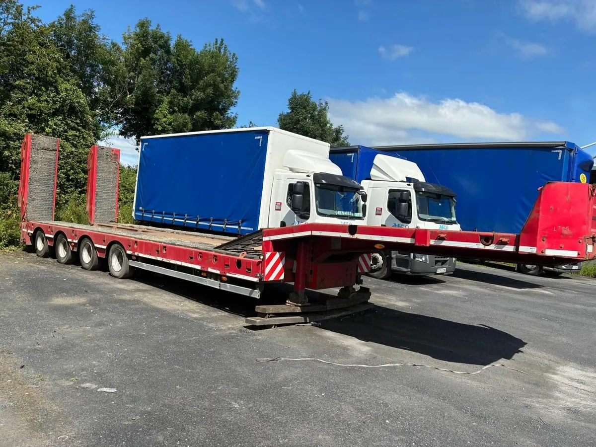 2016 Gurlesenyl 4-axle extendable stepframe - Image 1