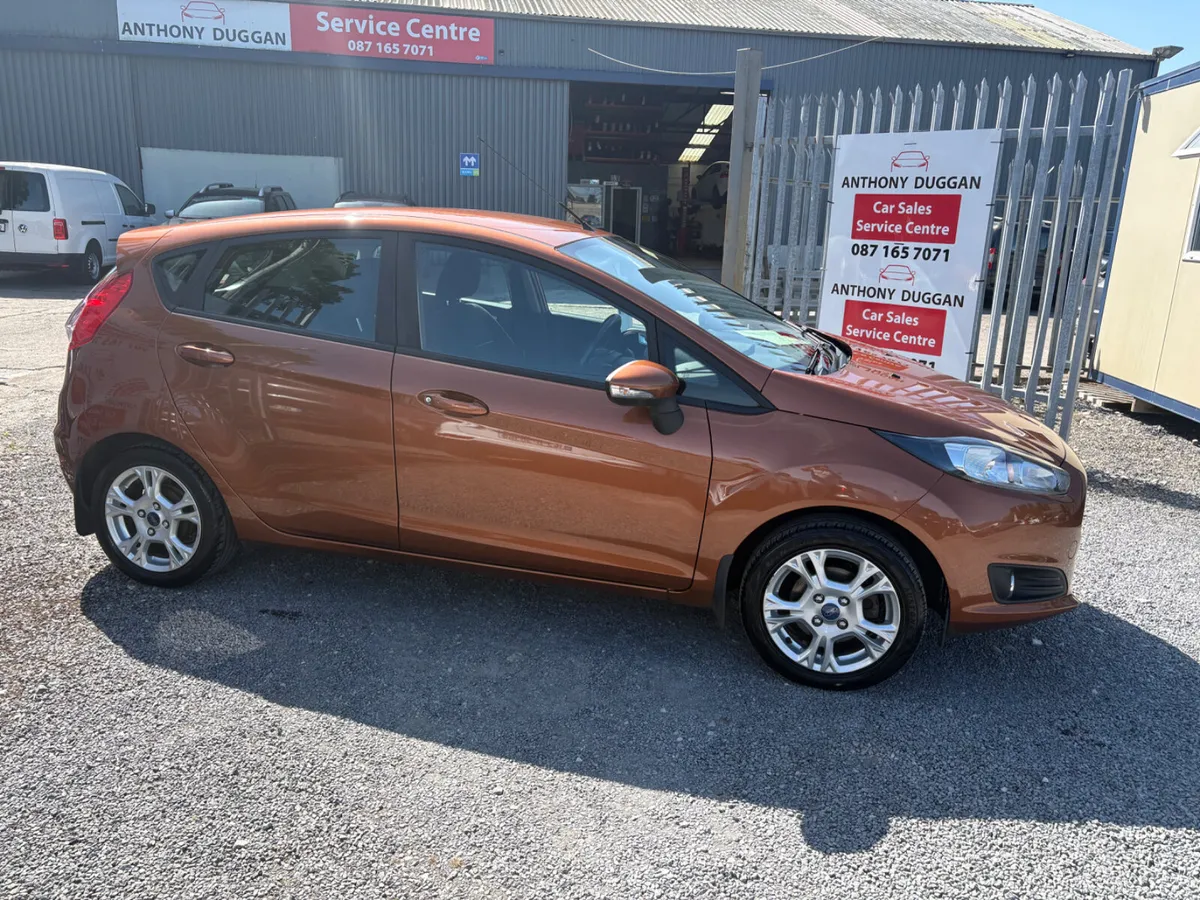 Ford Fiesta 1.2 Zetec - Image 2