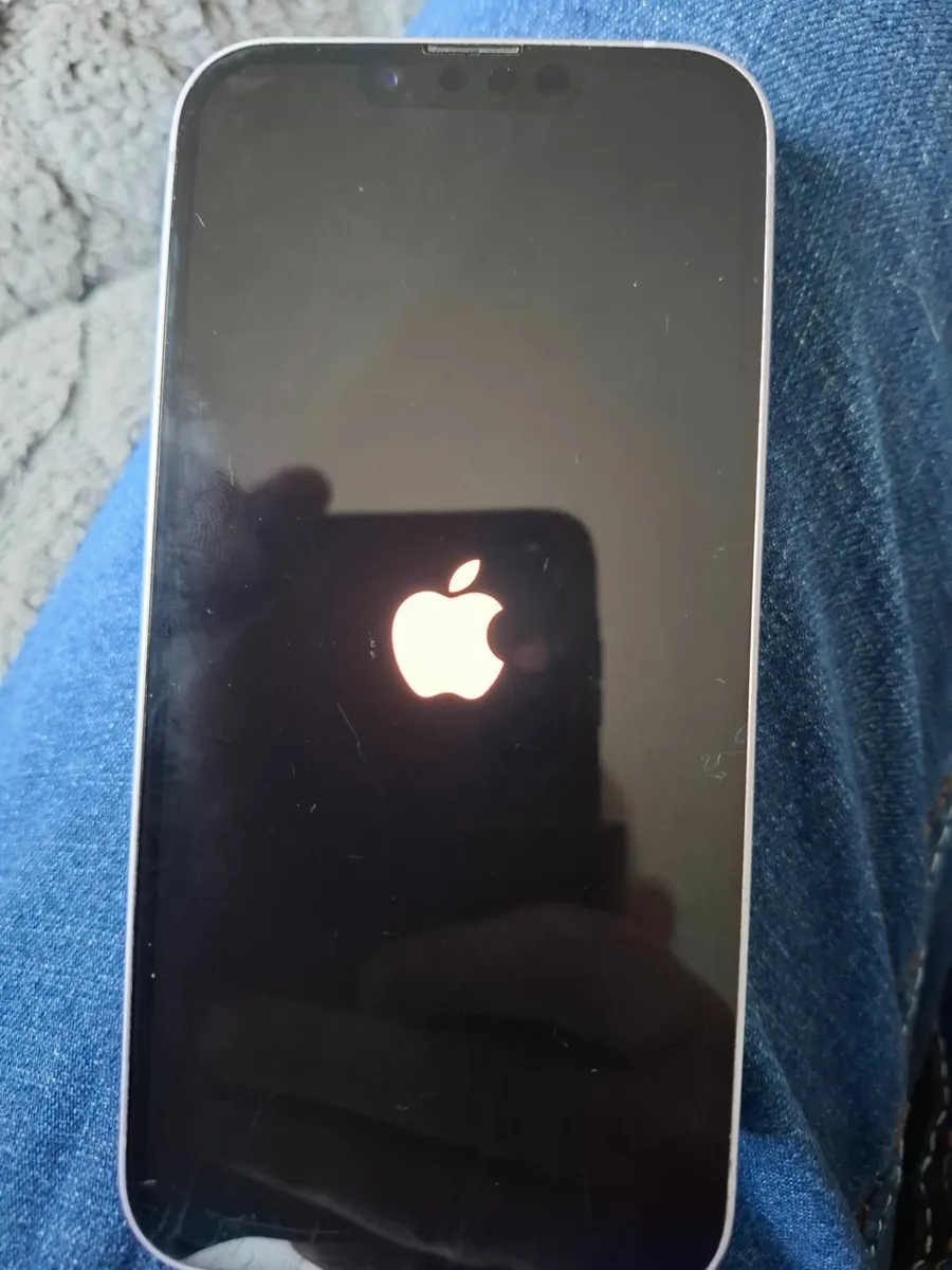 I phones 14s - Image 2