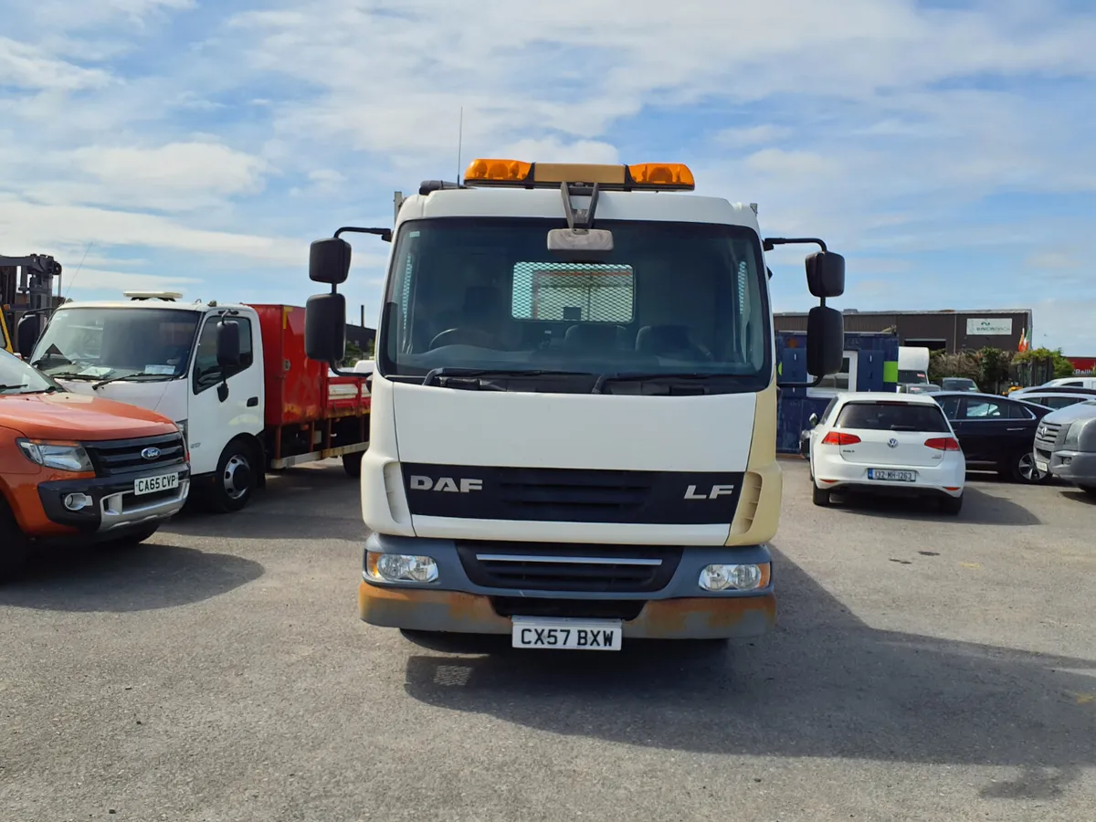 Daf 7.5 ton recovery truck only 50,000 miles - Image 4