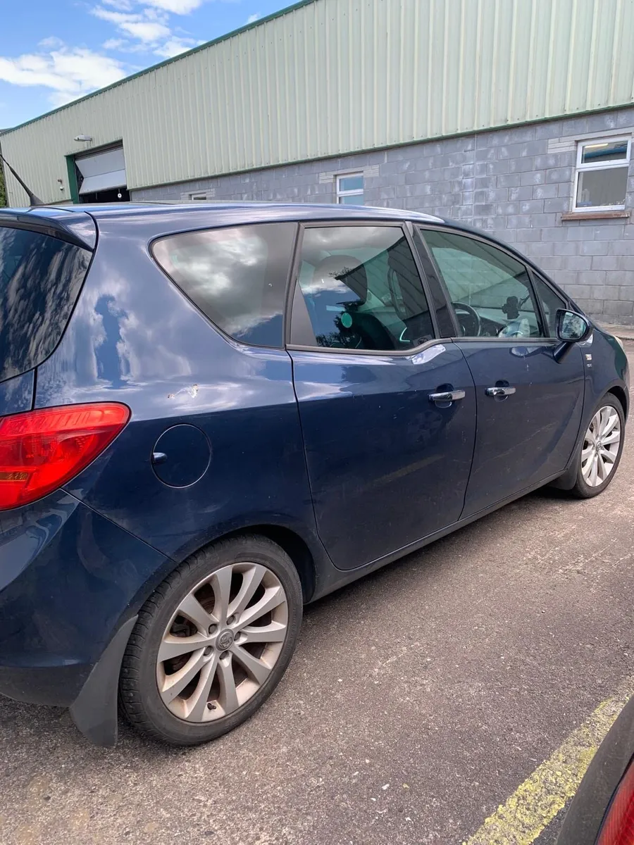 VAUXHALL  MERIVA - Image 2